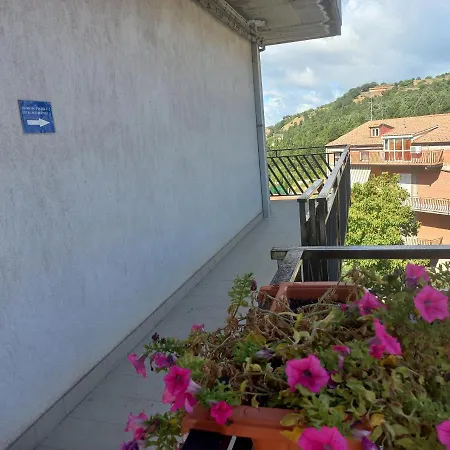 Πανσιόν Bb Mariolo House Cesarò