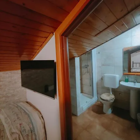 Πανσιόν Bb Mariolo House Cesarò