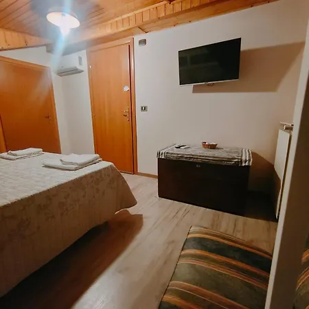 Πανσιόν Bb Mariolo House 3*